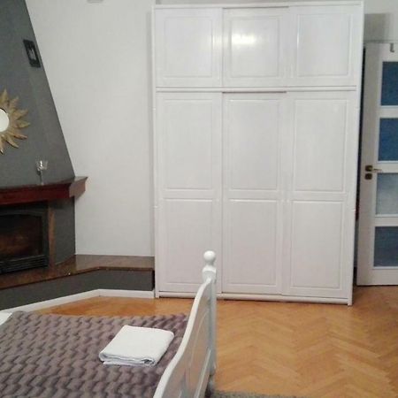 Mirka Apartment กดิเนีย ภายนอก รูปภาพ